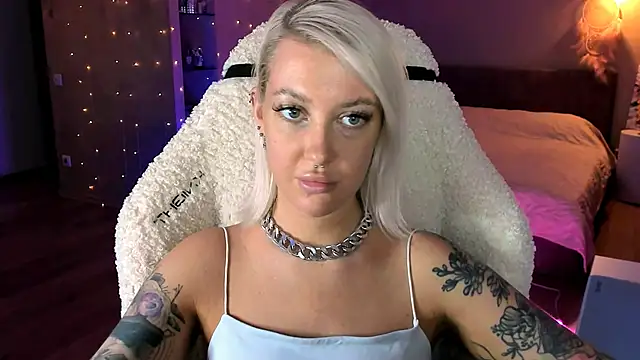 tykioty Miley online show from November 2025 10:59:02 AM