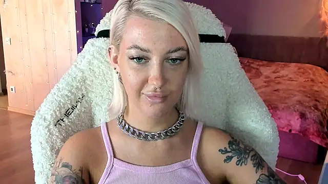 tykioty Miley online show from September 2025 11:36:01 AM