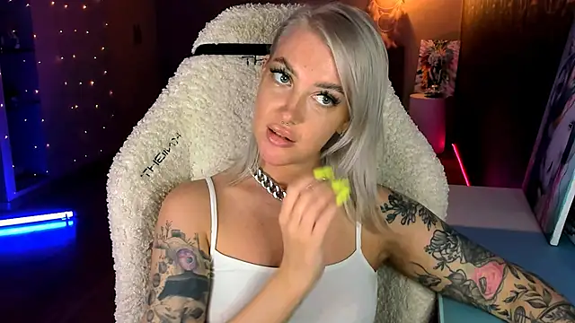 tykioty Miley online show from June 2026 03:32:01 PM