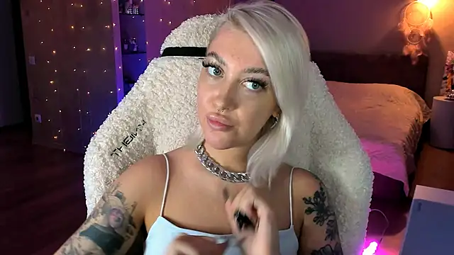 tykioty Miley online show from November 2025 12:09:01 PM