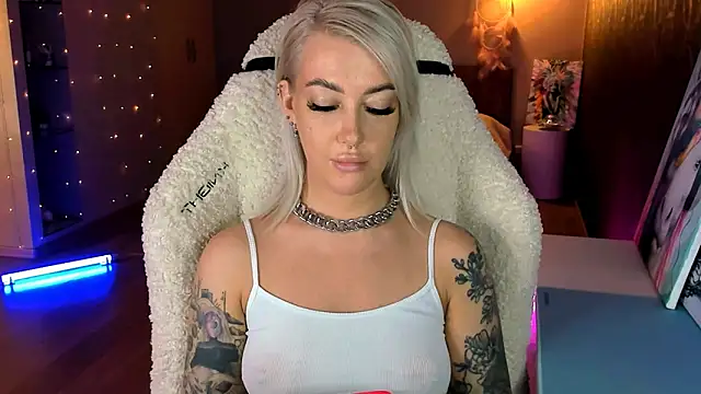 tykioty Miley online show from March 2026 12:10:02 PM