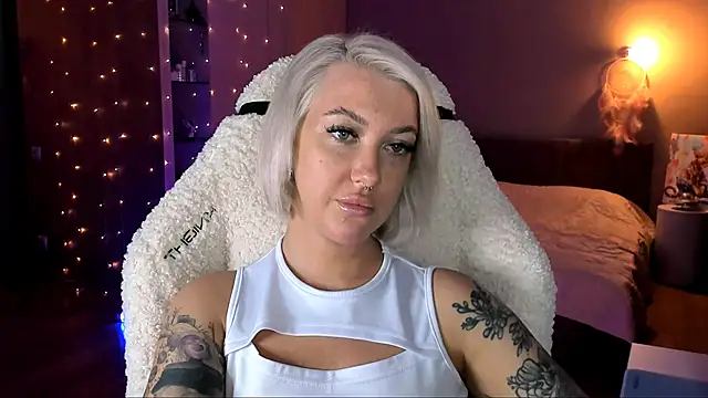 tykioty Miley online show from January 2025 03:46:01 PM