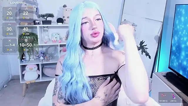 KloeKing   online show from April 2026 04:42:02 PM