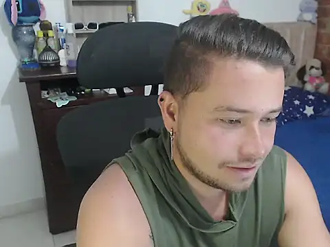 JOHANLEON1 online show from April 2026 12:34:01 AM