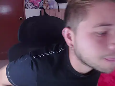 JOHANLEON1 online show from October 2025 04:26:02 PM