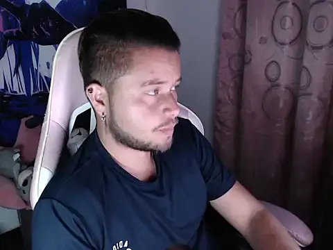 JOHANLEON1 online show from April 2026 12:50:02 AM