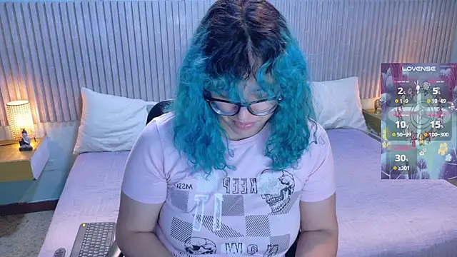 Eli666uwu online show from March 2026 10:50:01 AM