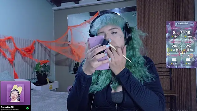 Eli666uwu online show from October 2025 04:55:02 AM