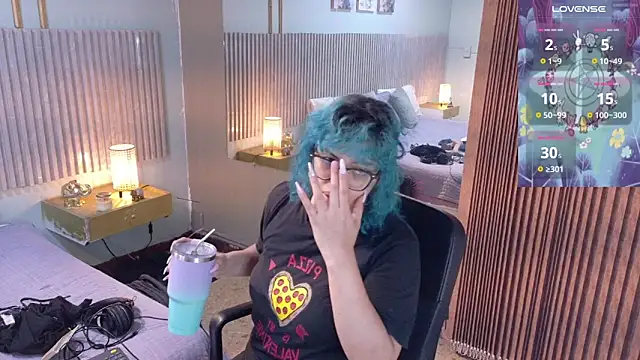 Eli666uwu online show from February 2026 11:56:02 AM