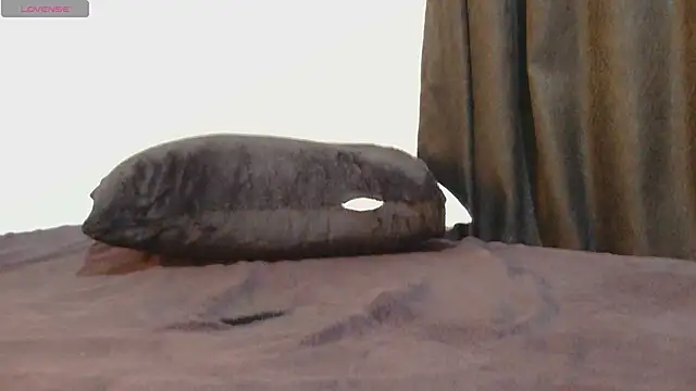  luna nyx online show from June 2026 01:33:01 AM