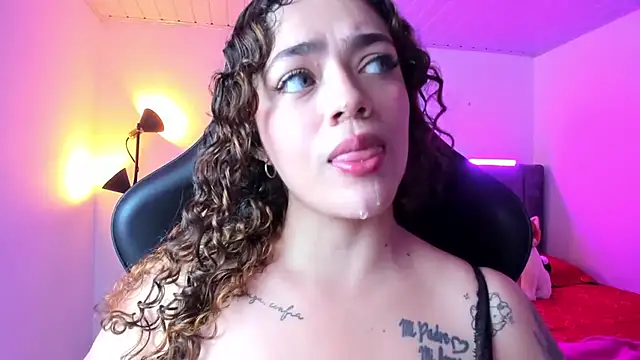 KayllaEvanss  online show from November 2025 04:56:02 PM