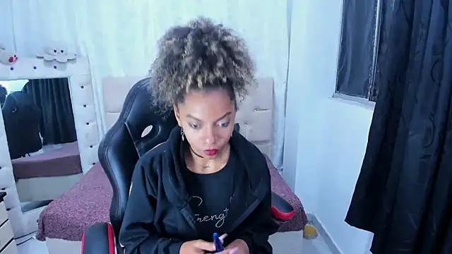 stacie  rouse online show from March 2025 03:19:01 AM