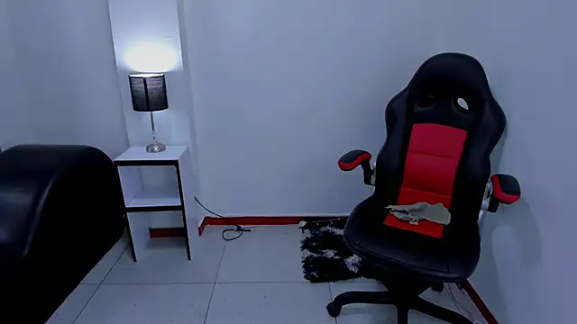 stacie  rouse online show from February 2025 03:59:02 AM