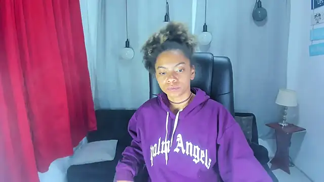 stacie  rouse online show from February 2025 04:13:01 AM