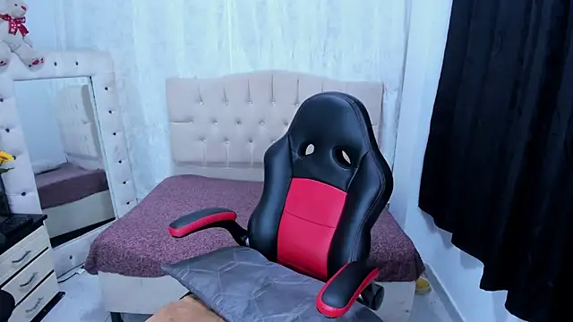 stacie  rouse online show from March 2025 06:52:02 AM