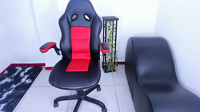 stacie  rouse online show from February 2025 06:17:02 AM