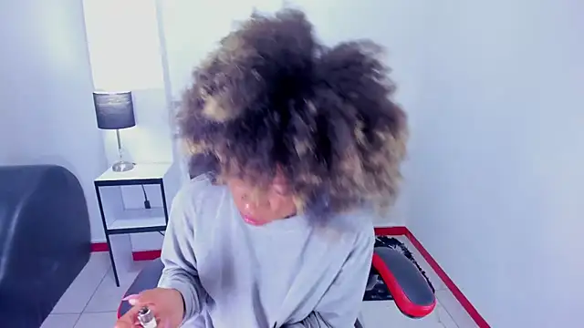 stacie  rouse online show from March 2025 04:38:02 AM