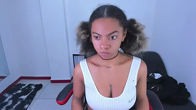 stacie  rouse online show from February 2025 06:25:02 AM