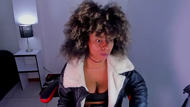 stacie  rouse online show from March 2025 03:32:01 AM