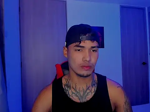 thomas latin boy online show from September 2025 01:50:02 AM