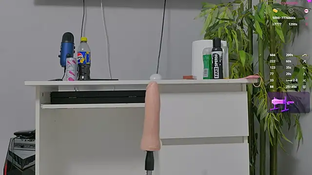 luckyalice  online show from December 2025 08:02:02 PM