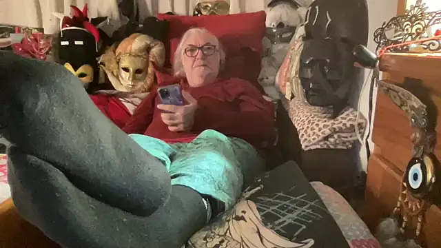 Snapshot of EroticVenetian chatting on February 2026 11:02:02 PM EroticVenetian online show from February 2026 11:02:02 PM