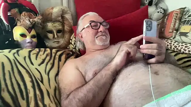 Snapshot of EroticVenetian chatting on September 2025 10:21:02 AM EroticVenetian online show from September 2025 10:21:02 AM