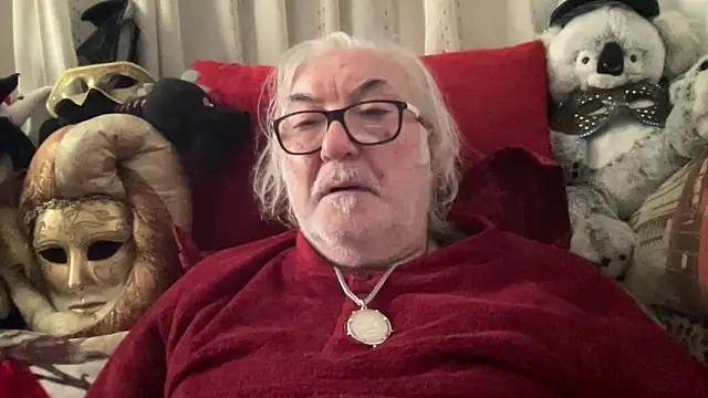 Snapshot of EroticVenetian chatting on February 2026 11:21:02 AM EroticVenetian online show from February 2026 11:21:02 AM