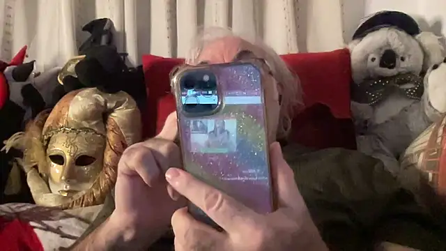 Snapshot of EroticVenetian chatting on February 2026 04:29:01 PM EroticVenetian online show from February 2026 04:29:01 PM