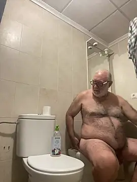 Snapshot of EroticVenetian chatting on June 2026 02:49:02 PM EroticVenetian online show from June 2026 02:49:02 PM