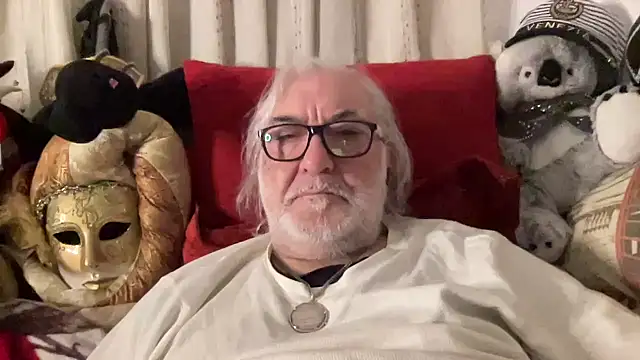 Snapshot of EroticVenetian chatting on February 2026 12:57:01 AM EroticVenetian online show from February 2026 12:57:01 AM