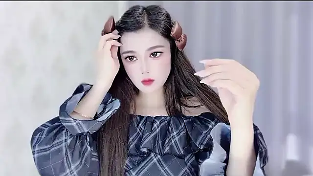 VIWVI online show from February 2026 05:27:02 AM