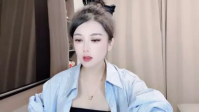 Snapshot of VIWVI chatting on September 2025 05:08:01 AM VIWVI online show from September 2025 05:08:01 AM