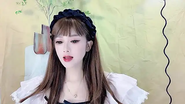Snapshot of VIWVI chatting on September 2025 04:29:01 AM VIWVI online show from September 2025 04:29:01 AM