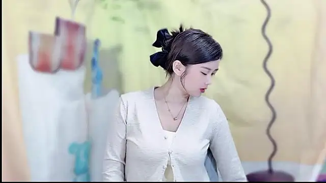 VIWVI online show from April 2026 05:25:02 AM