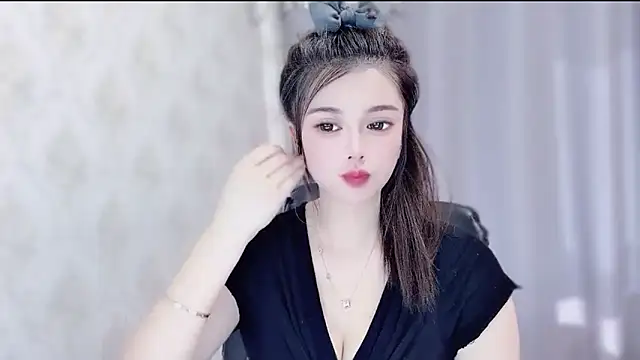 VIWVI online show from February 2026 05:15:01 AM