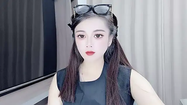 Snapshot of VIWVI chatting on September 2025 03:42:02 AM VIWVI online show from September 2025 03:42:02 AM