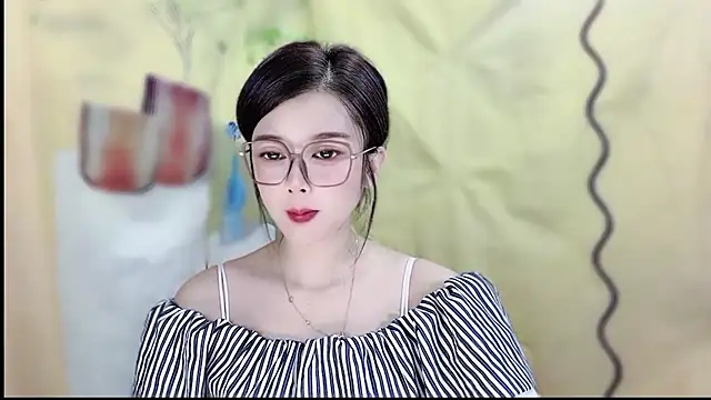 VIWVI online show from April 2026 03:59:01 AM