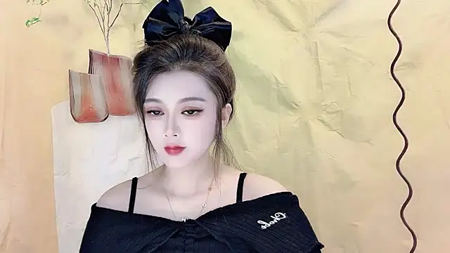 VIWVI online show from October 2025 04:11:02 AM