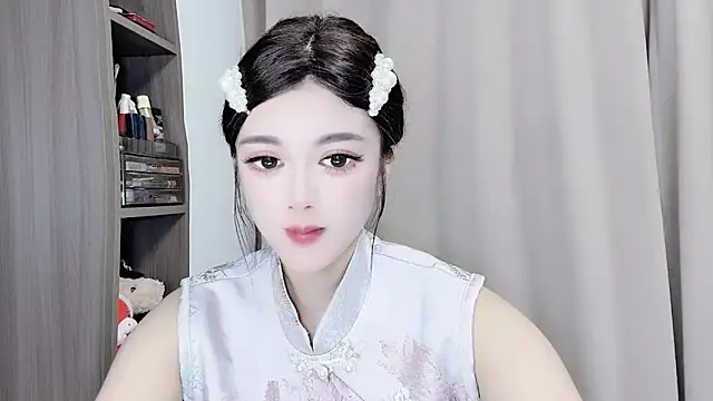 Snapshot of VIWVI chatting on September 2025 03:05:01 AM VIWVI online show from September 2025 03:05:01 AM