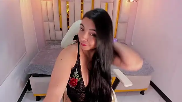 Karla hernandez  online show from March 2025 02:17:01 PM