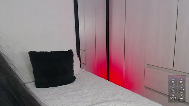 Snapshot of Karla_hernandez_ chatting on November 2025 11:03:02 AM Karla hernandez online show from November 2025 11:03:02 AM