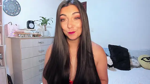 Karla hernandez  online show from July 2026 10:48:02 AM