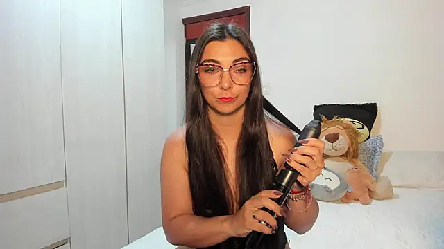 Karla hernandez  online show from May 2026 10:46:02 AM