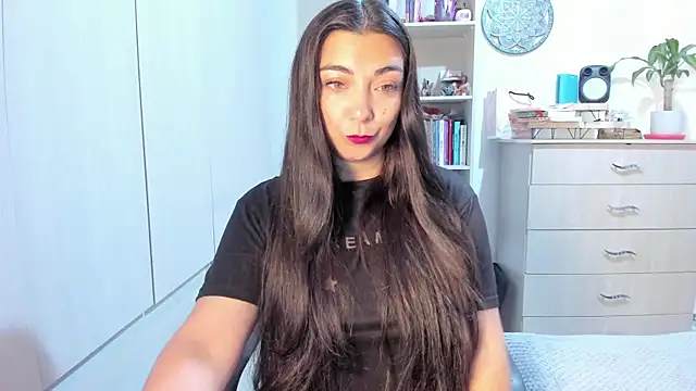 Karla hernandez  online show from July 2026 10:32:02 AM