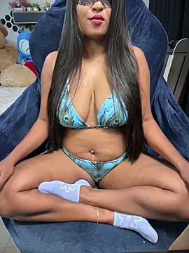 Snapshot of LillyLive chatting on February 2026 04:25:02 PM LillyLive online show from February 2026 04:25:02 PM