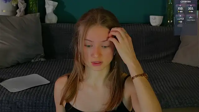 Alexandra Demore online show from February 2025 08:18:01 PM
