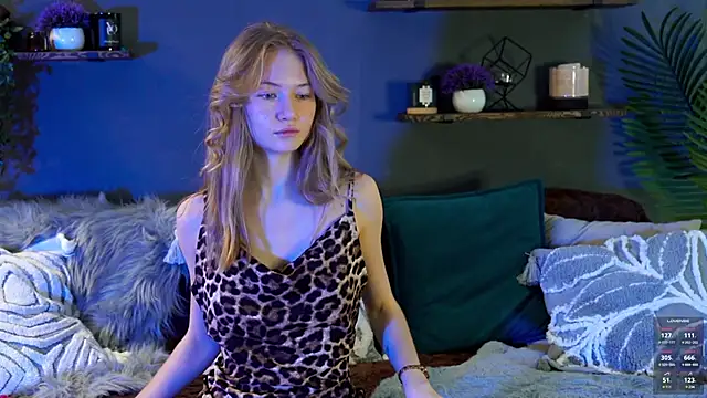 Alexandra Demore online show from March 2025 11:42:01 PM