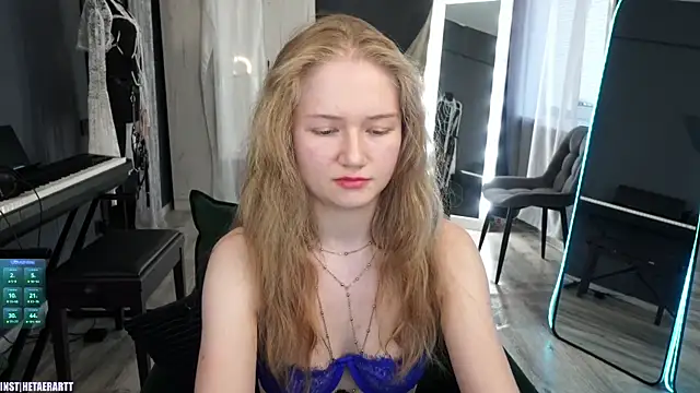 Alexandra Demore online show from June 2026 07:11:01 PM