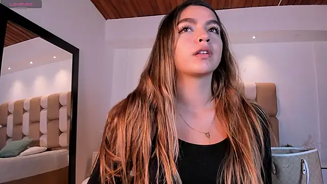 ambarcarterr online show from September 2025 02:28:02 PM